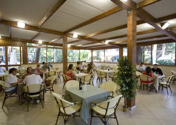 假日公园 Camping La Vecchia Torre 3*