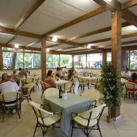 Üdülőpark Camping La Vecchia Torre 3*