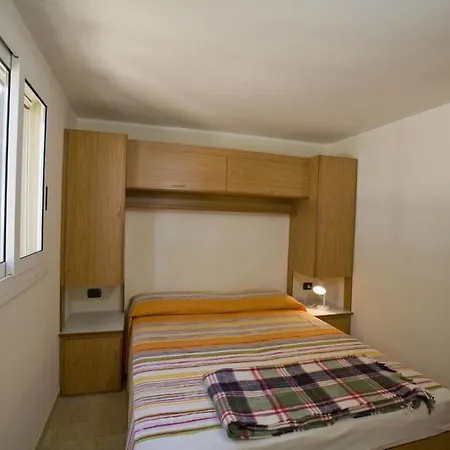 Camping La Vecchia Torre Vakantiepark 3*