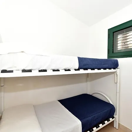 ホリデーパーク Camping La Vecchia Torre 3*