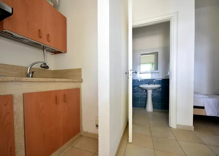 פארק נופש Camping La Vecchia Torre 3*