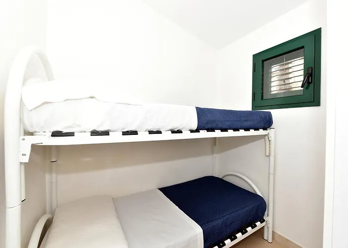 פארק נופש Camping La Vecchia Torre 3*